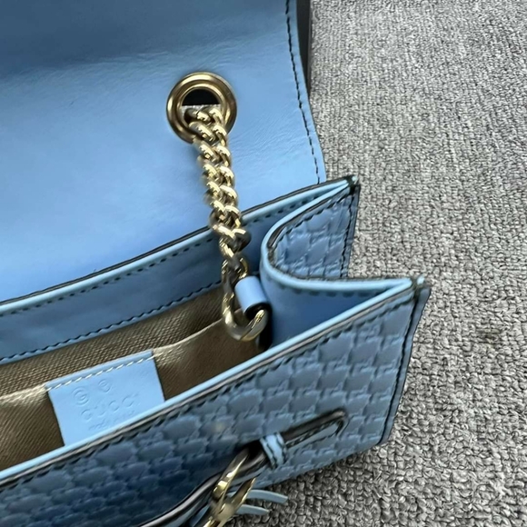 100% Authentic GUCCI Emily Blue Leather Shoulder Bag 570-101724 - Picture 11 of 14